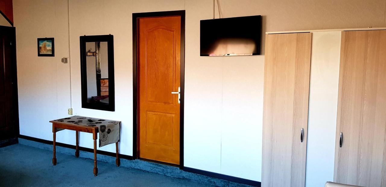Pensiunea Micutul Vrajitor Arefu Exterior foto