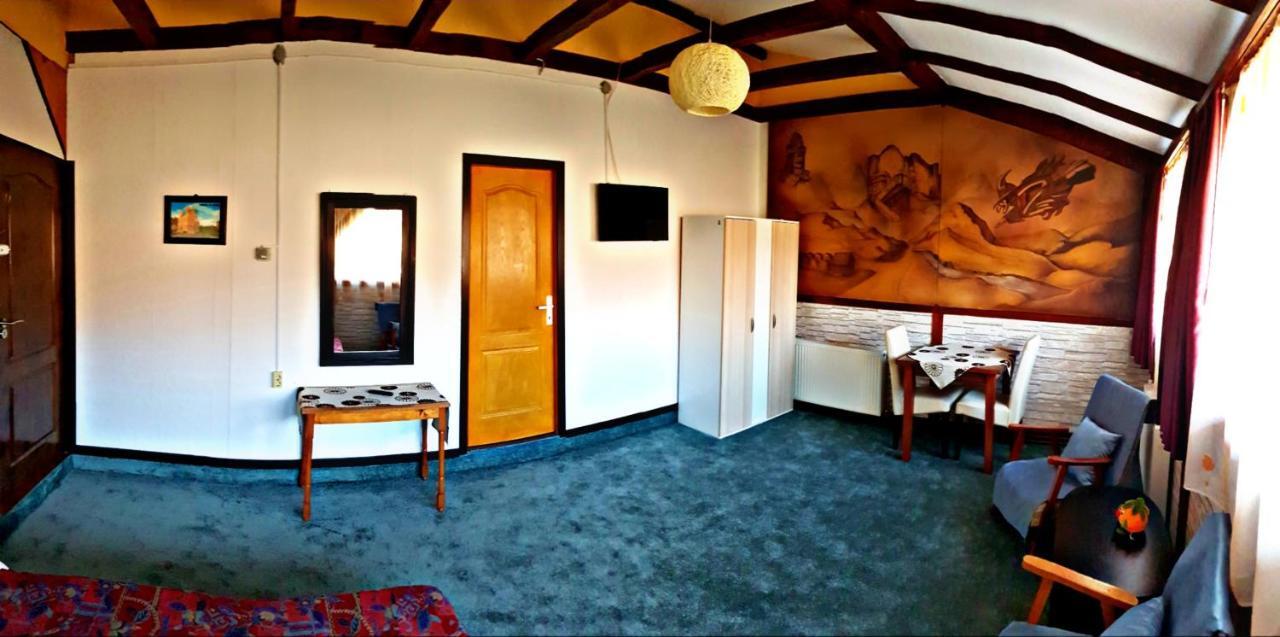 Pensiunea Micutul Vrajitor Arefu Exterior foto